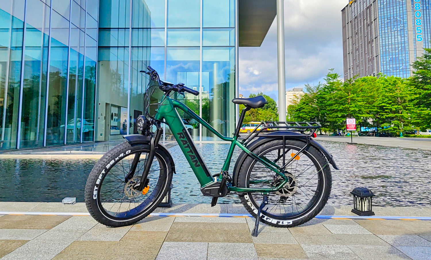 Urban Adventures: Exploring the City with an E-bike
